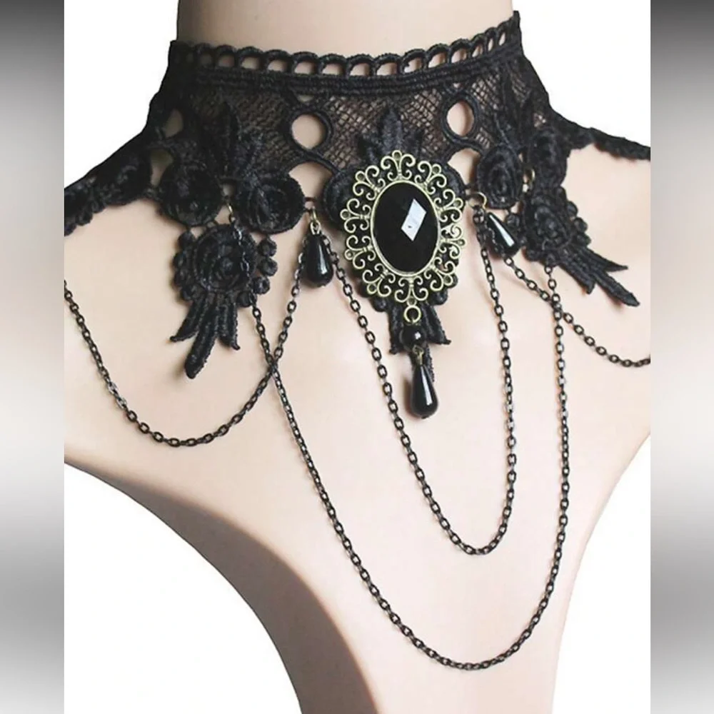 🎃🍂 Gothic Black Lace Choker Necklace